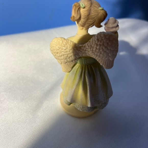 2/$10 Angels among us of August perfection  Figurine Ceramic 4" - Picture 4 of 6
